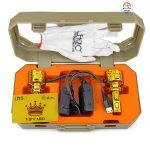 محتویات جعبه هدلایت لنزو V125 Pro Max پایه H1 شامل دو عدد لامپ، کنباس، دستکش نصب و کارت گارانتی طلایی